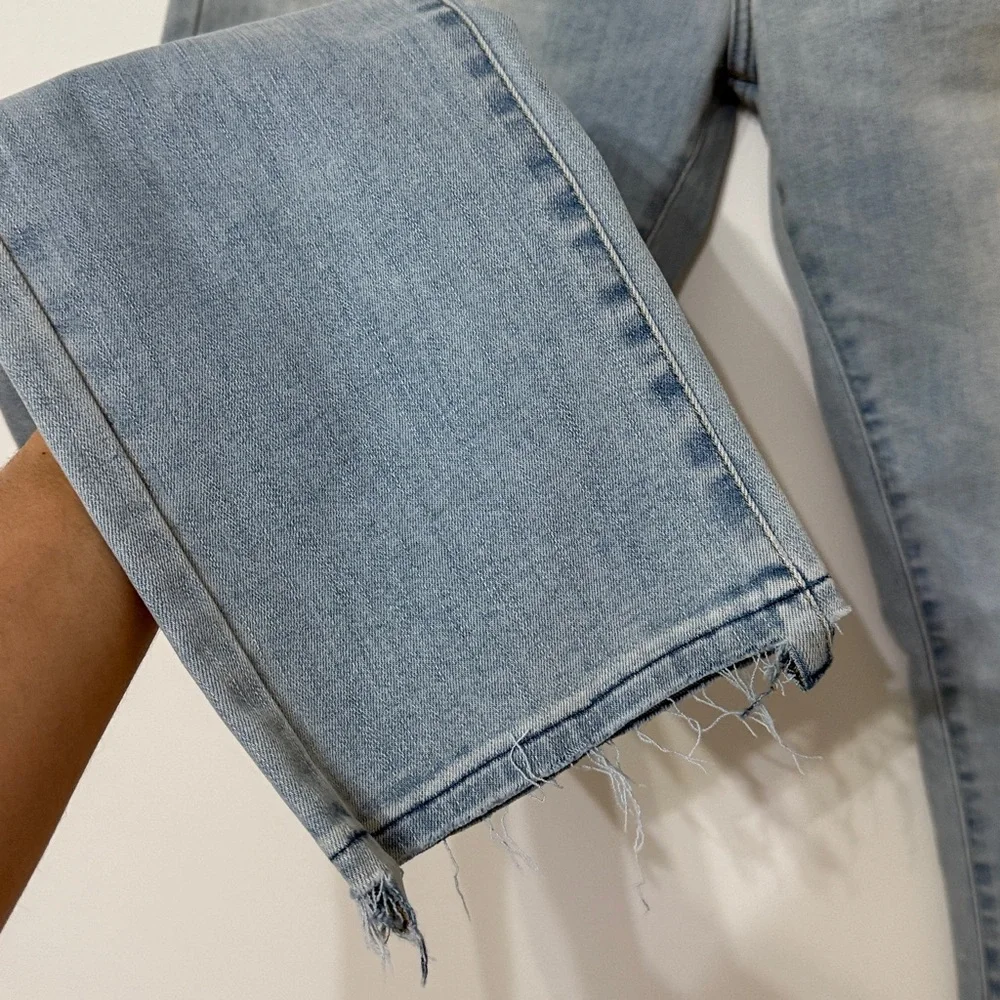 American Eagle Outfitters trendy light